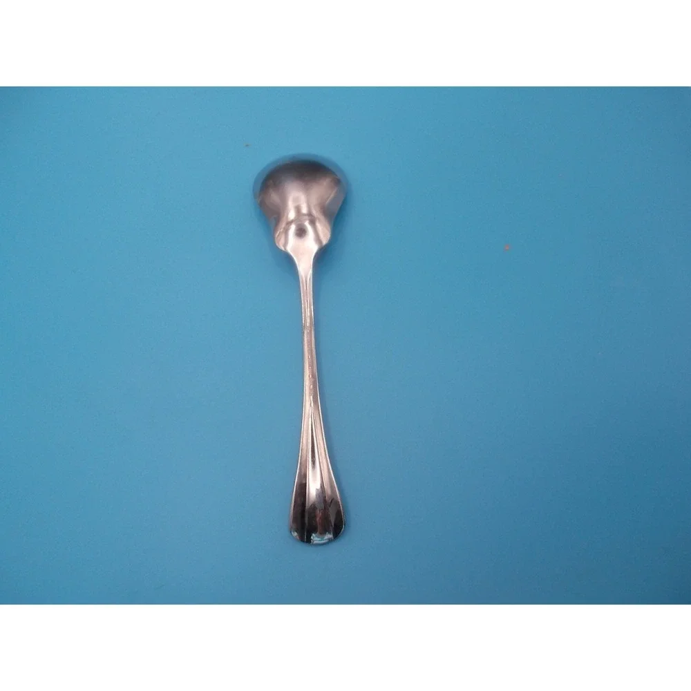 International Stainless Lyon New Dawn Sugar Shell Spoon 18-8 Korea Flatware